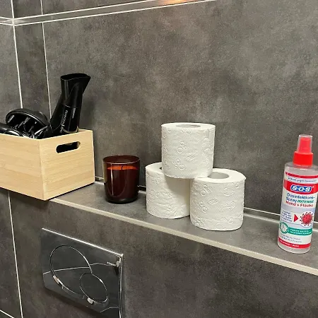 Ferienwohnung Truretreats Design Loft Fuer 8 Personen I Riesige Kueche I Echarger I 65Z Smarttv I 150Qm Hamburg Exterior foto