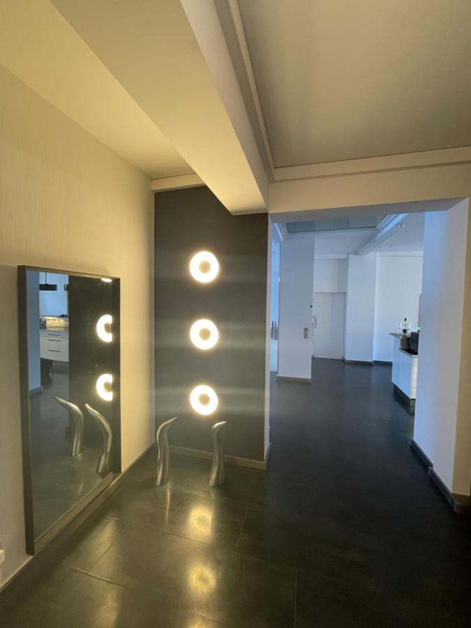 Truretreats Design Loft Fuer 8 Personen I Riesige Kueche I Echarger I 65z Smarttv I 150qm Apartamento Hamburgo
